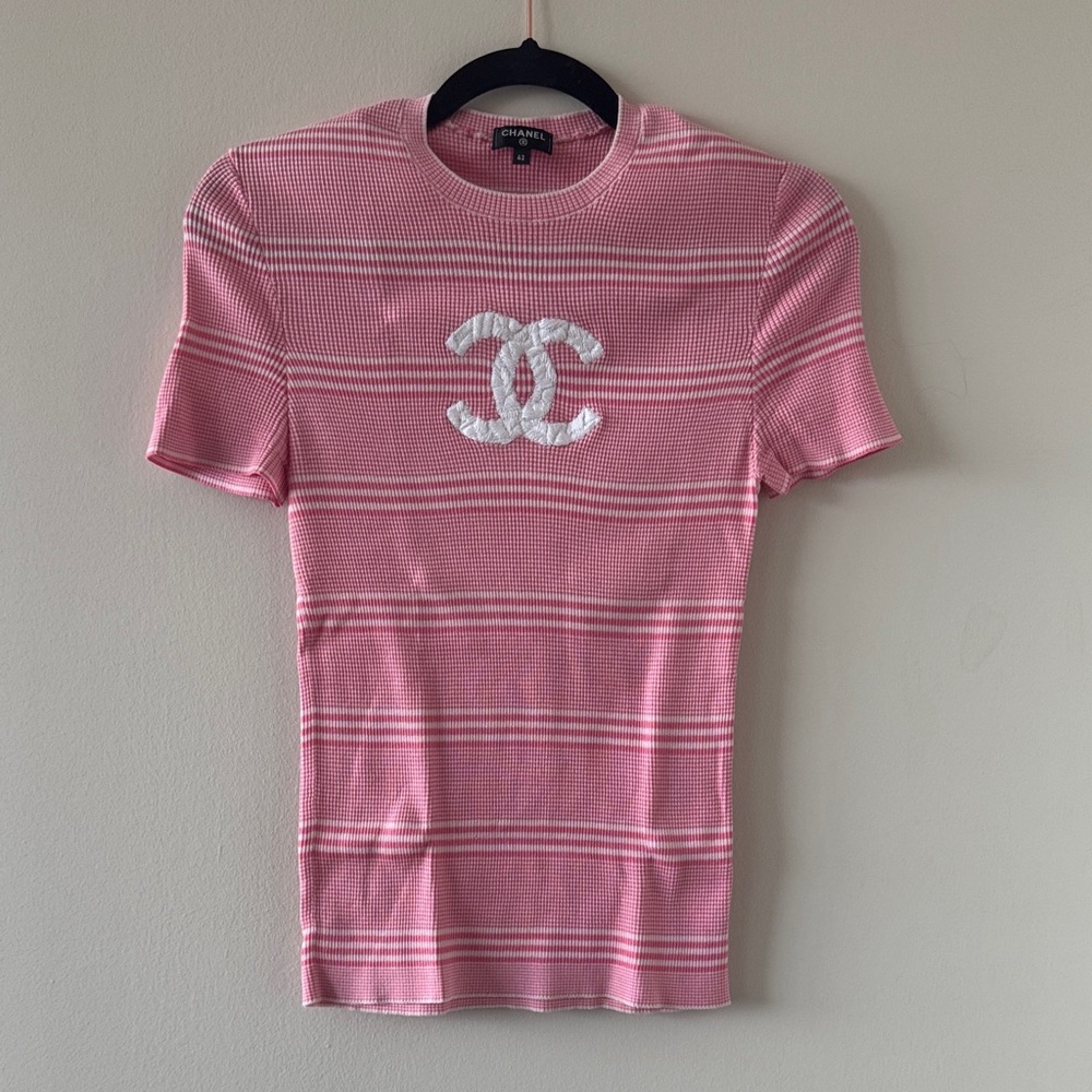 Chanel 2019 Pink and White Knit Tee